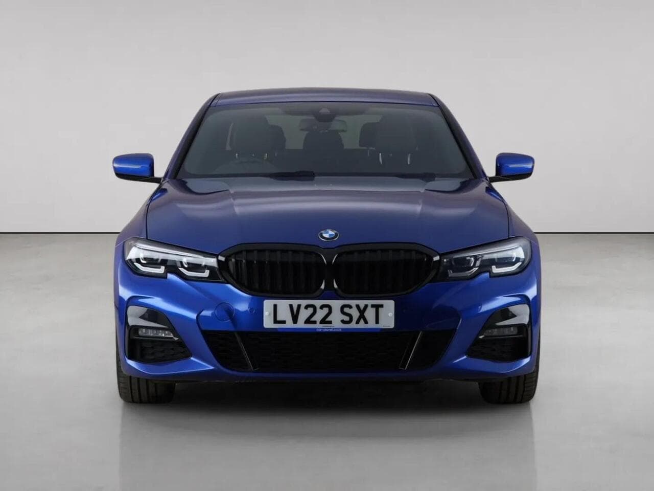 BMW 3 Series thumbnail Front