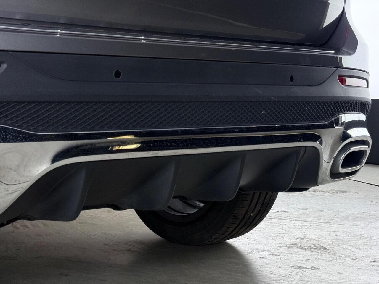 Mercedes-Benz GLB thumbnail Image 10