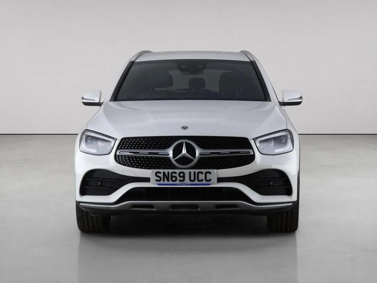 Mercedes-Benz GLC thumbnail Front