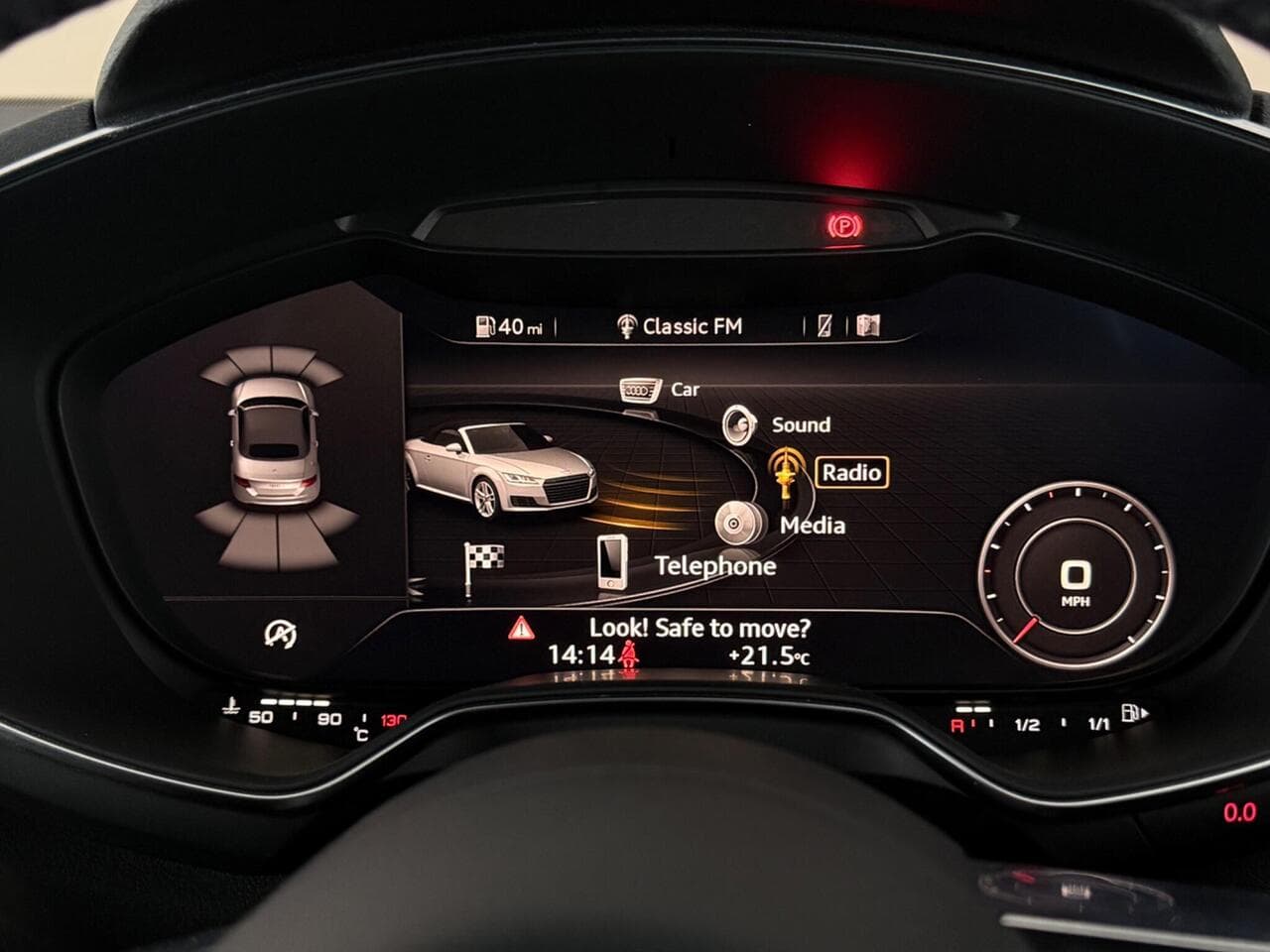 Audi TT thumbnail Driver Instruments