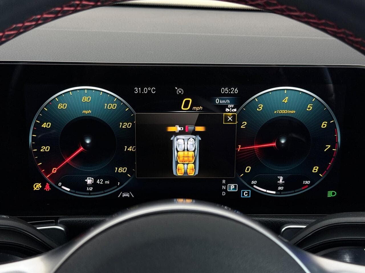 Mercedes-Benz GLB thumbnail Driver Instruments