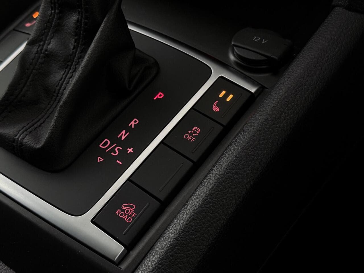 Volkswagen Amarok thumbnail Misc Controls