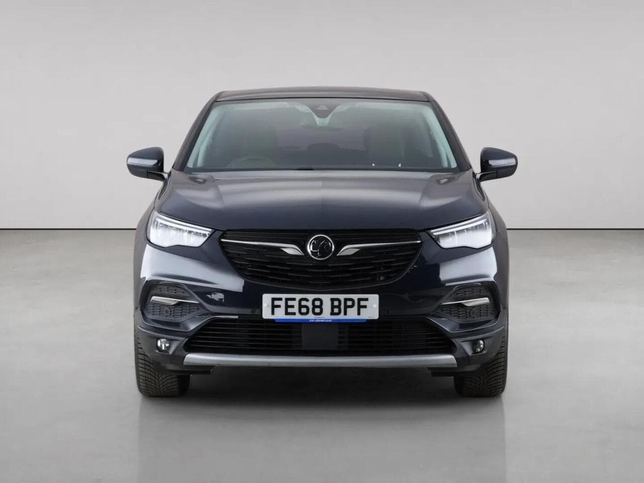 Vauxhall Grandland X thumbnail Front