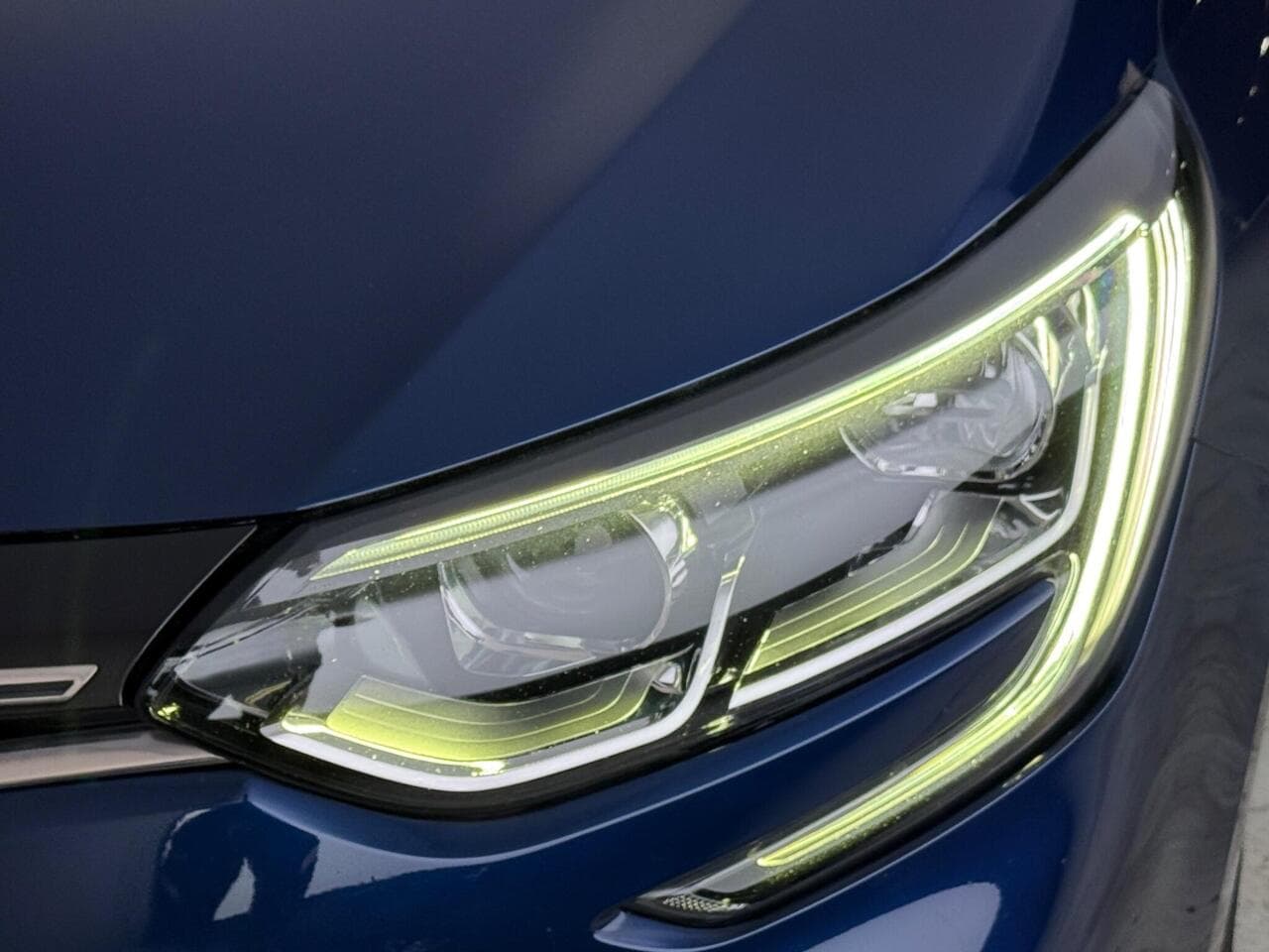 Renault Megane thumbnail Badge Exterior