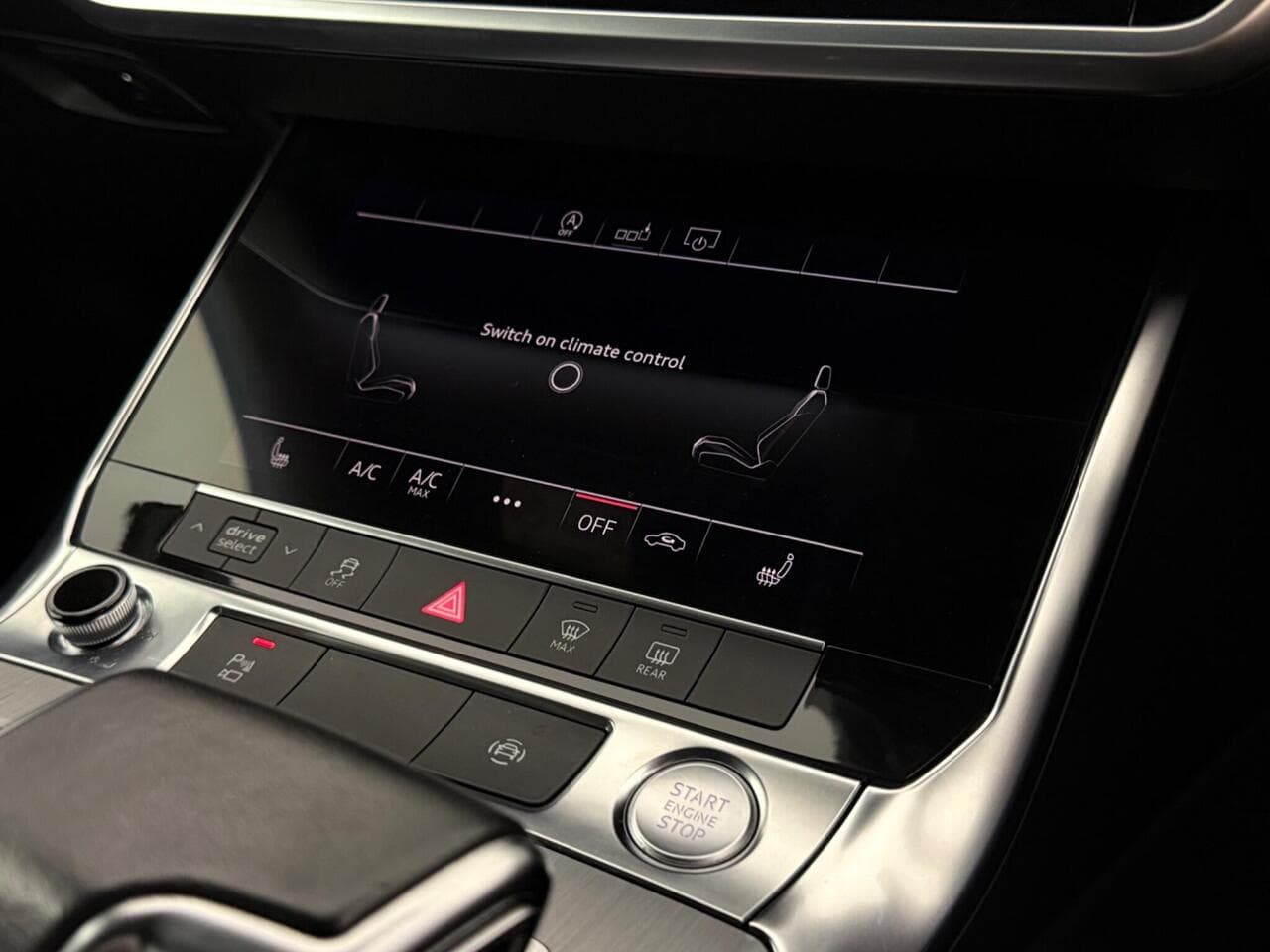 Audi A6 Saloon thumbnail Infotainment System