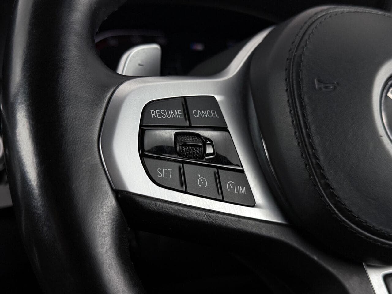 BMW 5 Series thumbnail Misc Controls