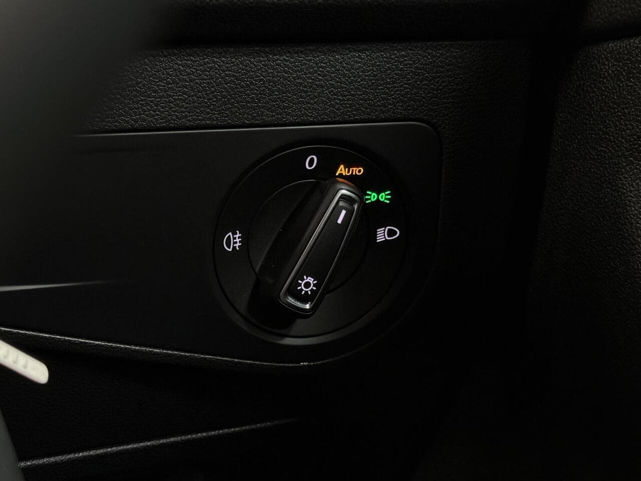 Volkswagen Tiguan thumbnail Misc Controls