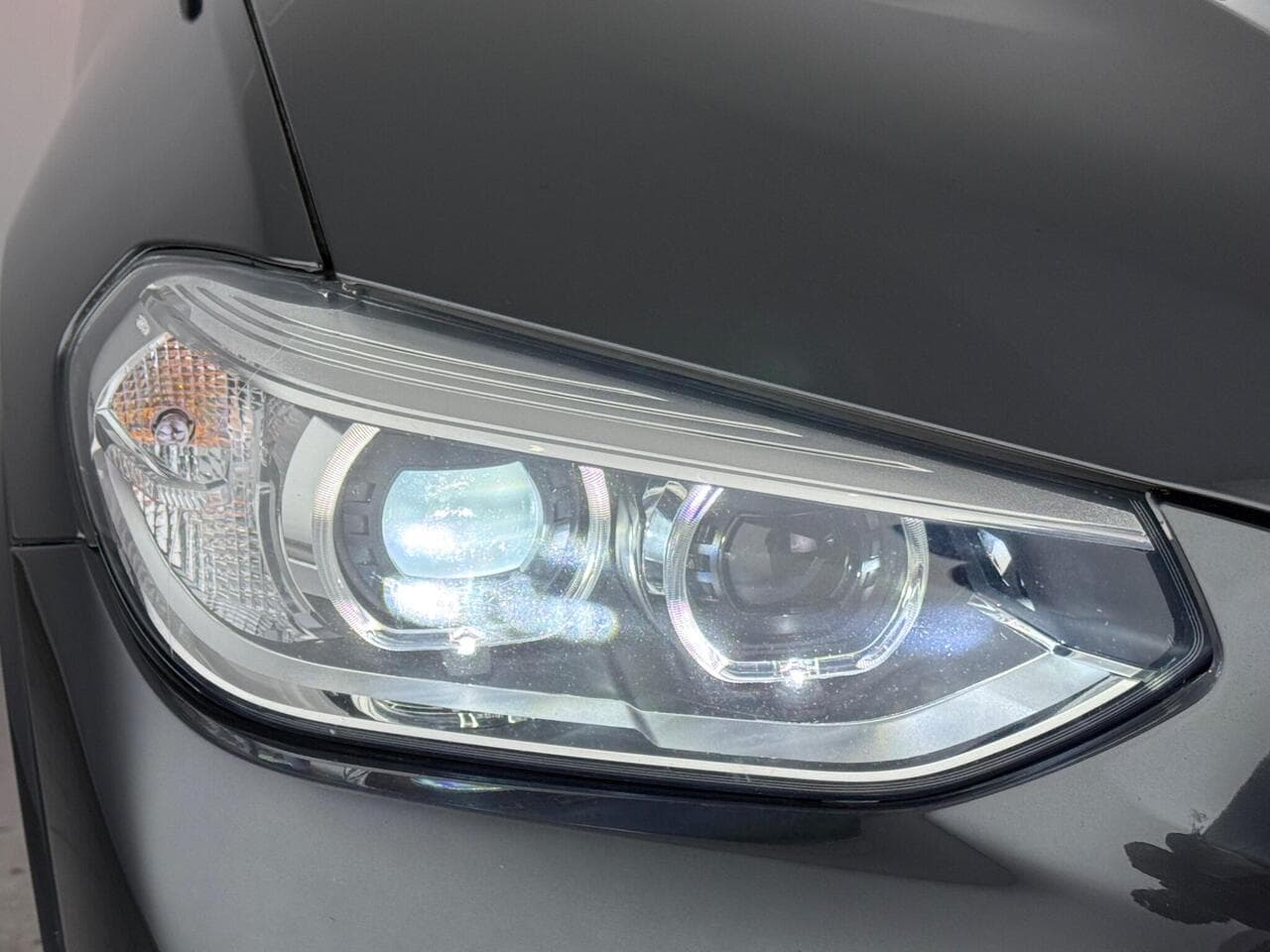 BMW X3 thumbnail Lights Front
