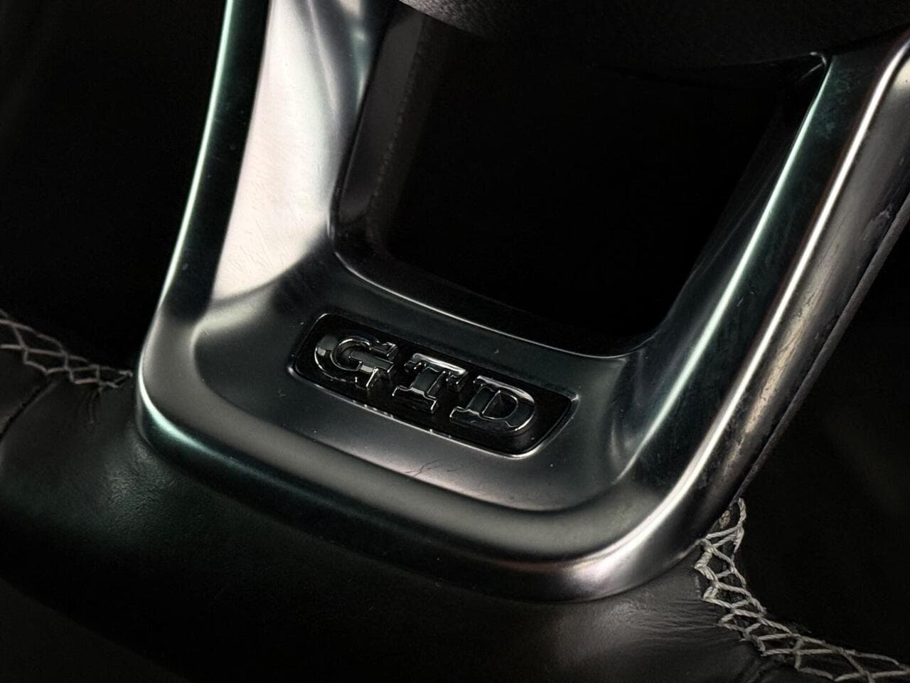 Volkswagen Golf thumbnail Misc Controls