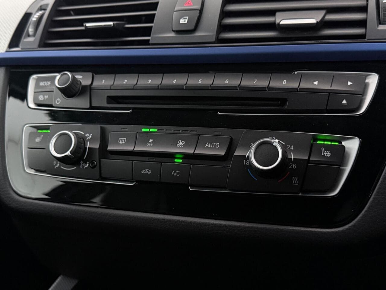 BMW 2 Series thumbnail Infotainment System