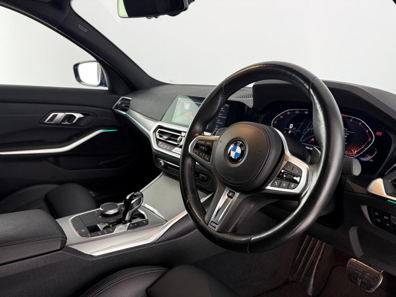 BMW 3 Series thumbnail Interior Front