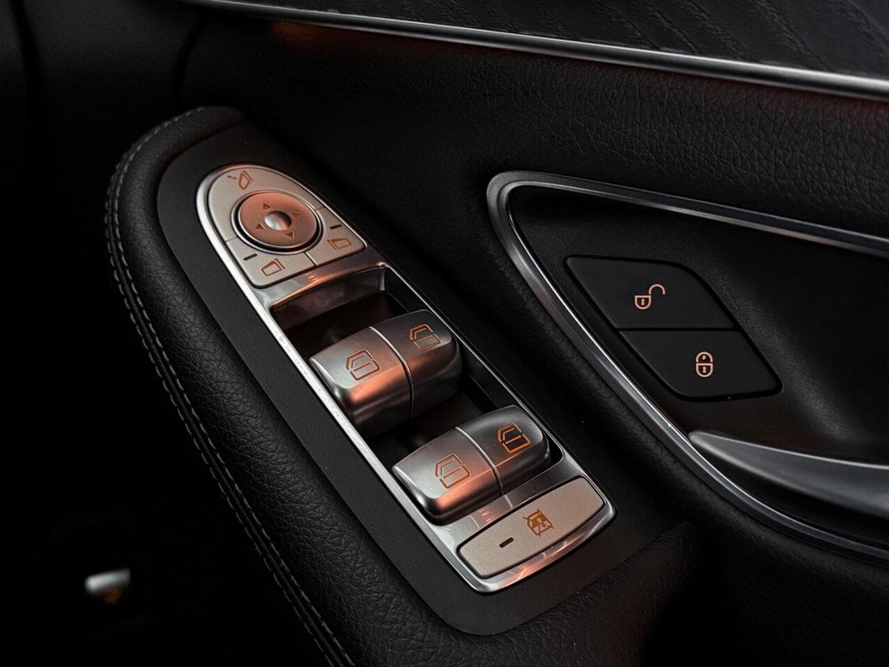 Mercedes-Benz C Class thumbnail Inconclusive