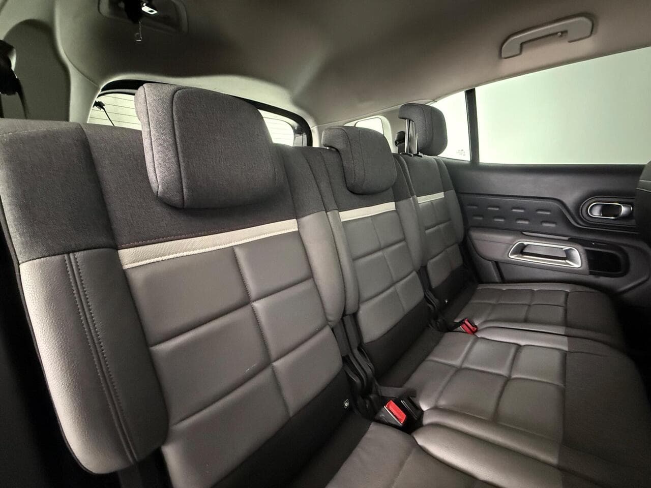 Citroen C5 Aircross thumbnail Seats Rear