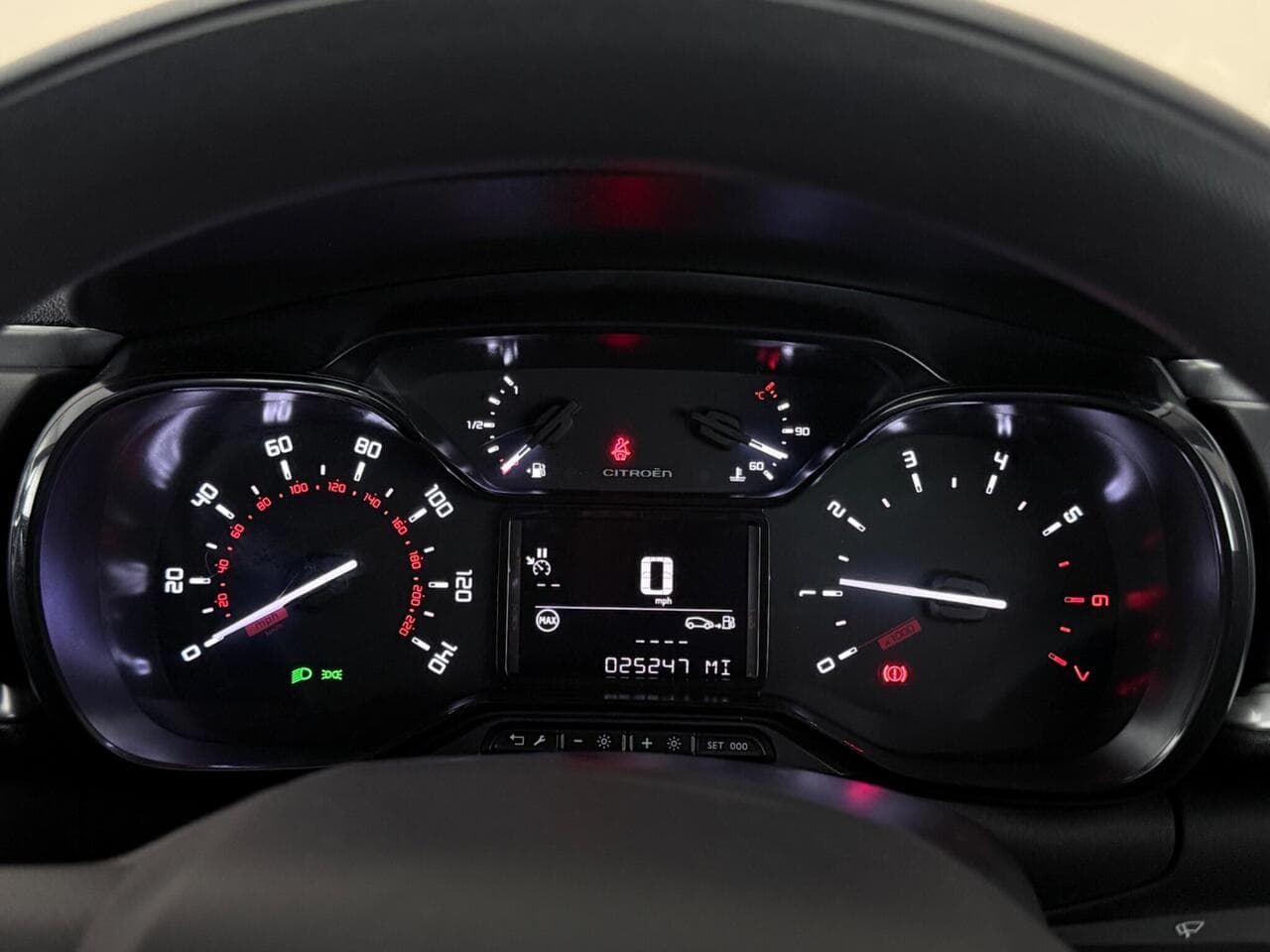 Citroen C3 thumbnail Driver Instruments