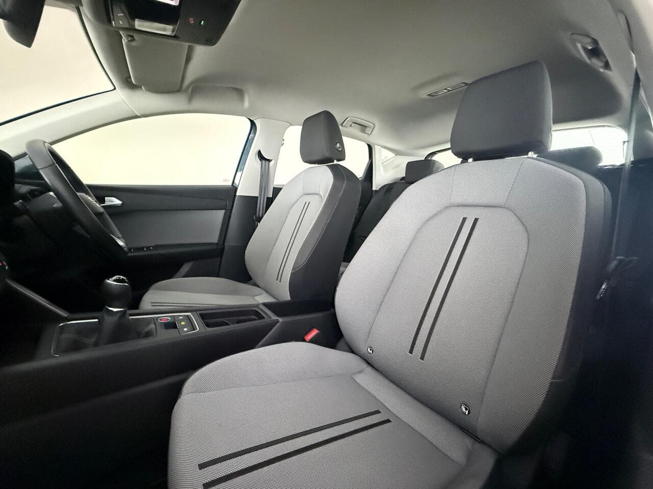 SEAT Leon thumbnail Seat Front Passenger
