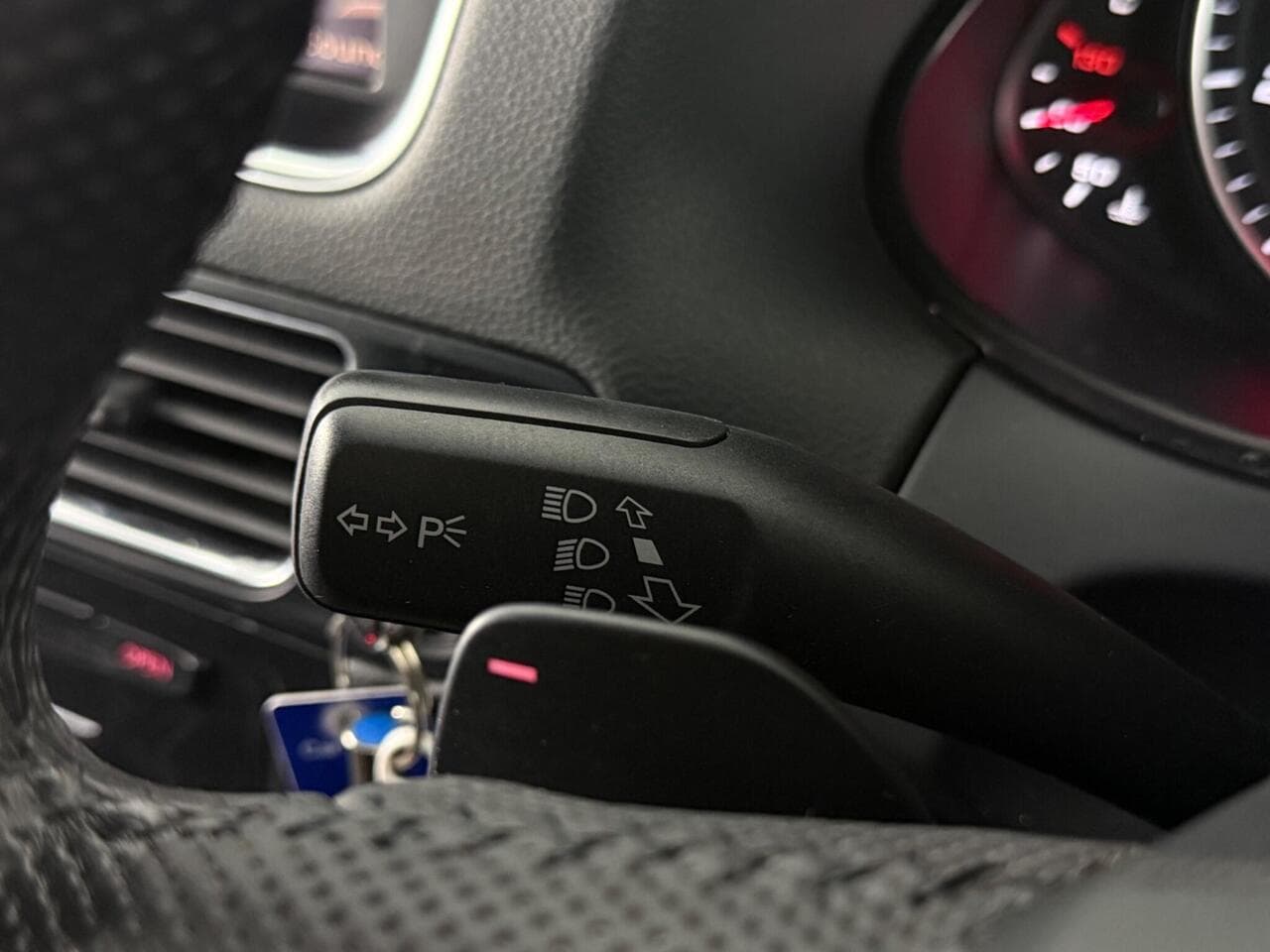 Audi Q5 thumbnail Misc Controls