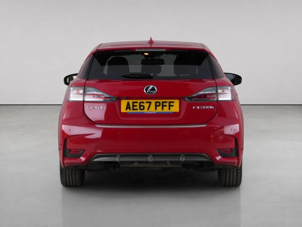 Lexus CT thumbnail Rear