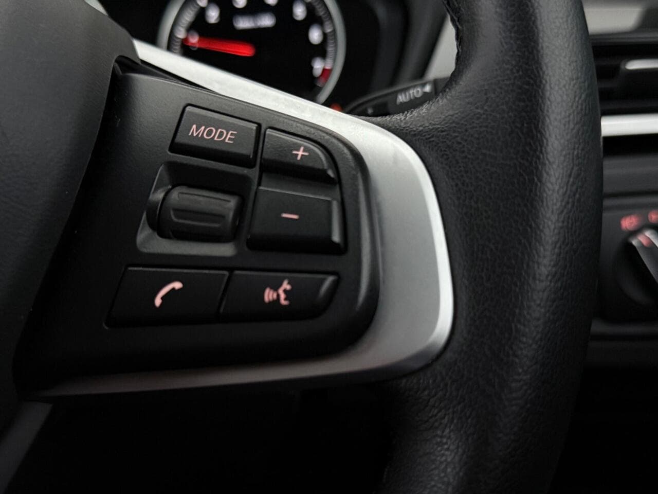 BMW X1 thumbnail Misc Controls