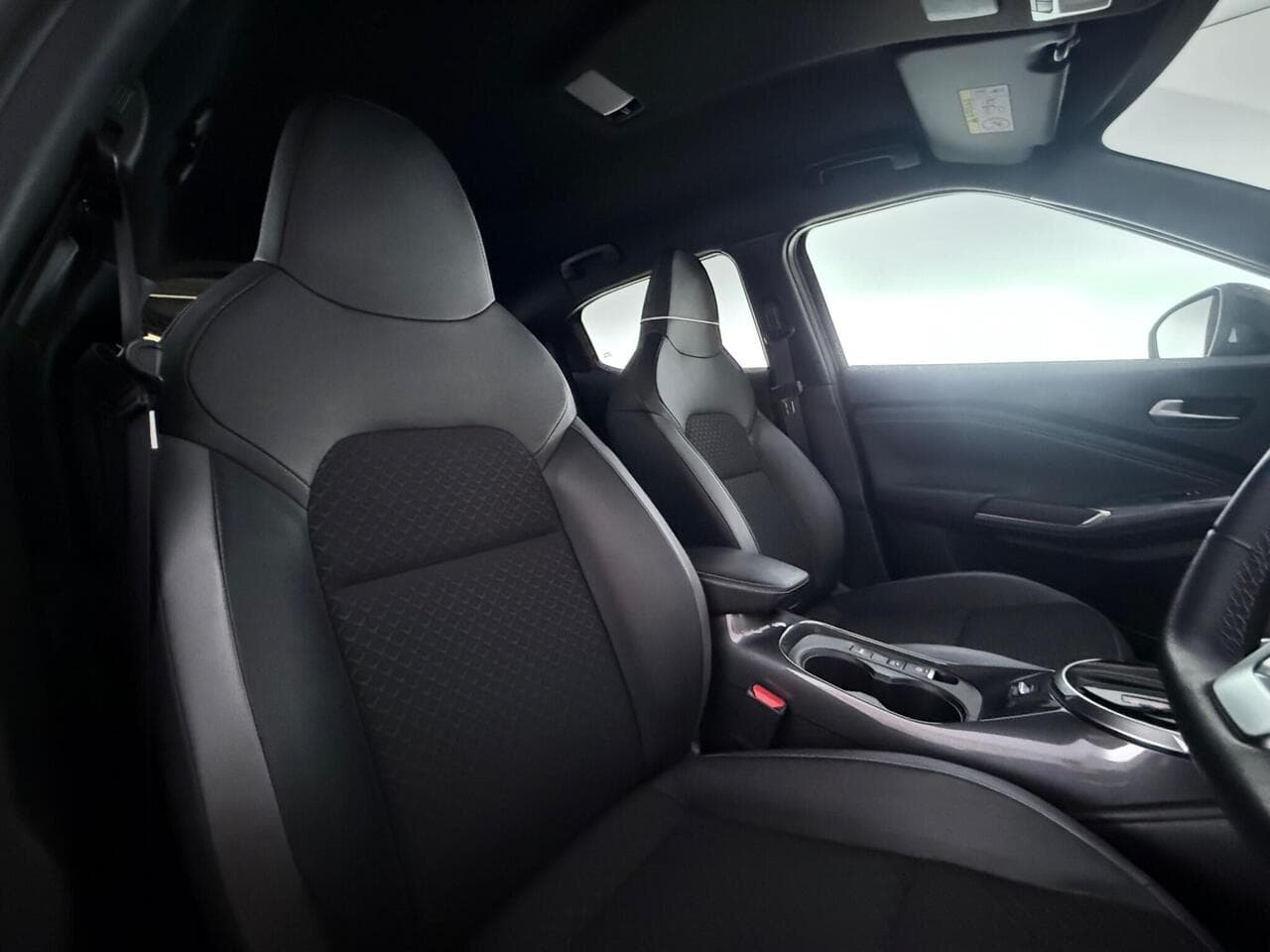 Nissan Juke thumbnail Seat Driver