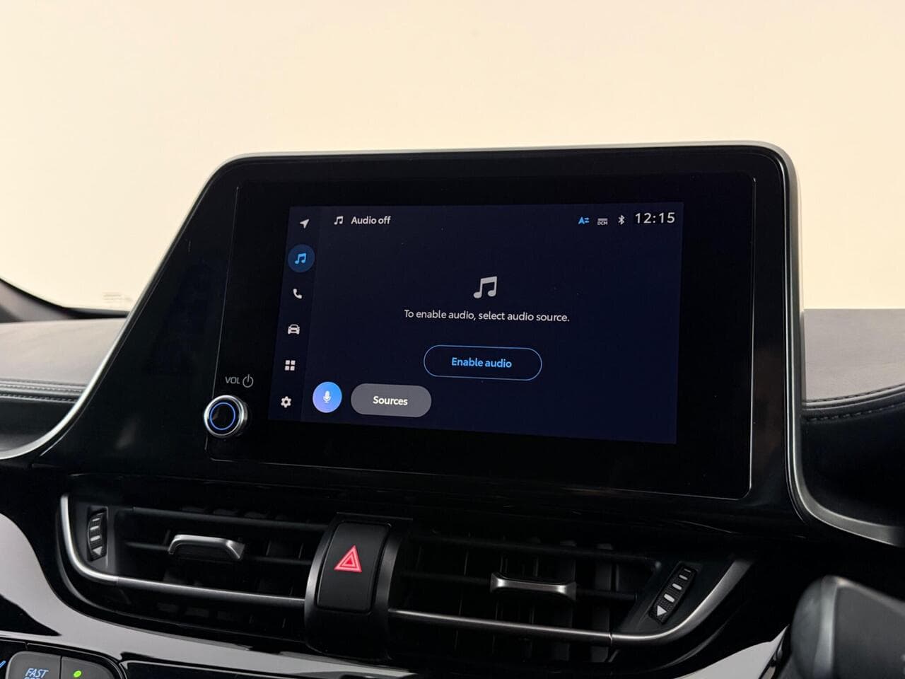 Toyota C-HR thumbnail Infotainment System