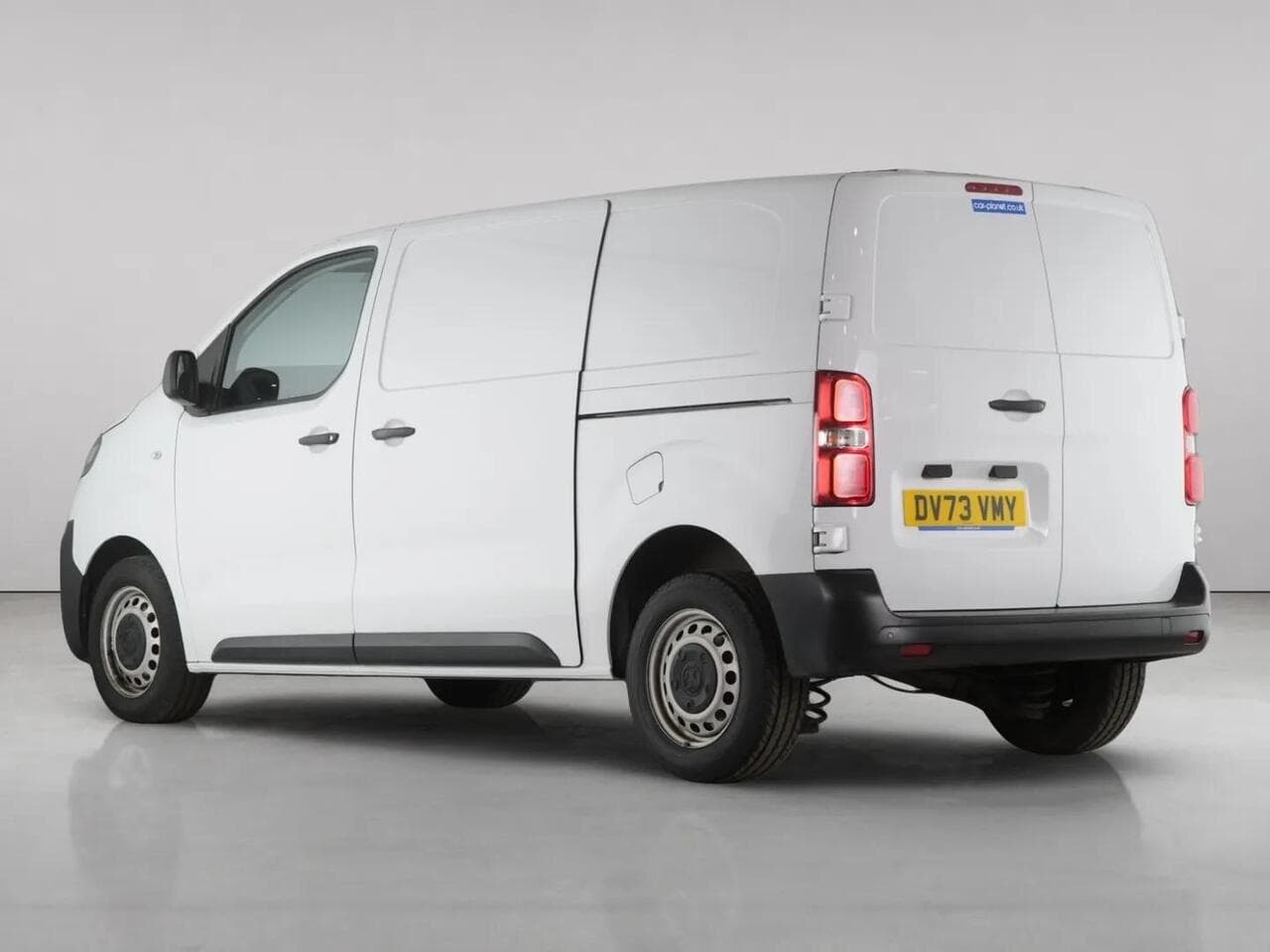 Vauxhall Vivaro thumbnail Rear Left