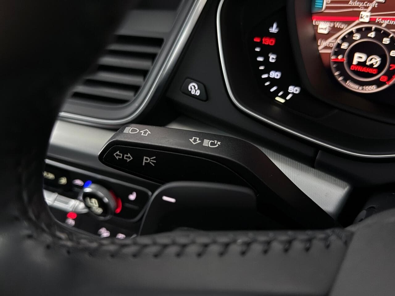 Audi Q5 thumbnail Misc Controls