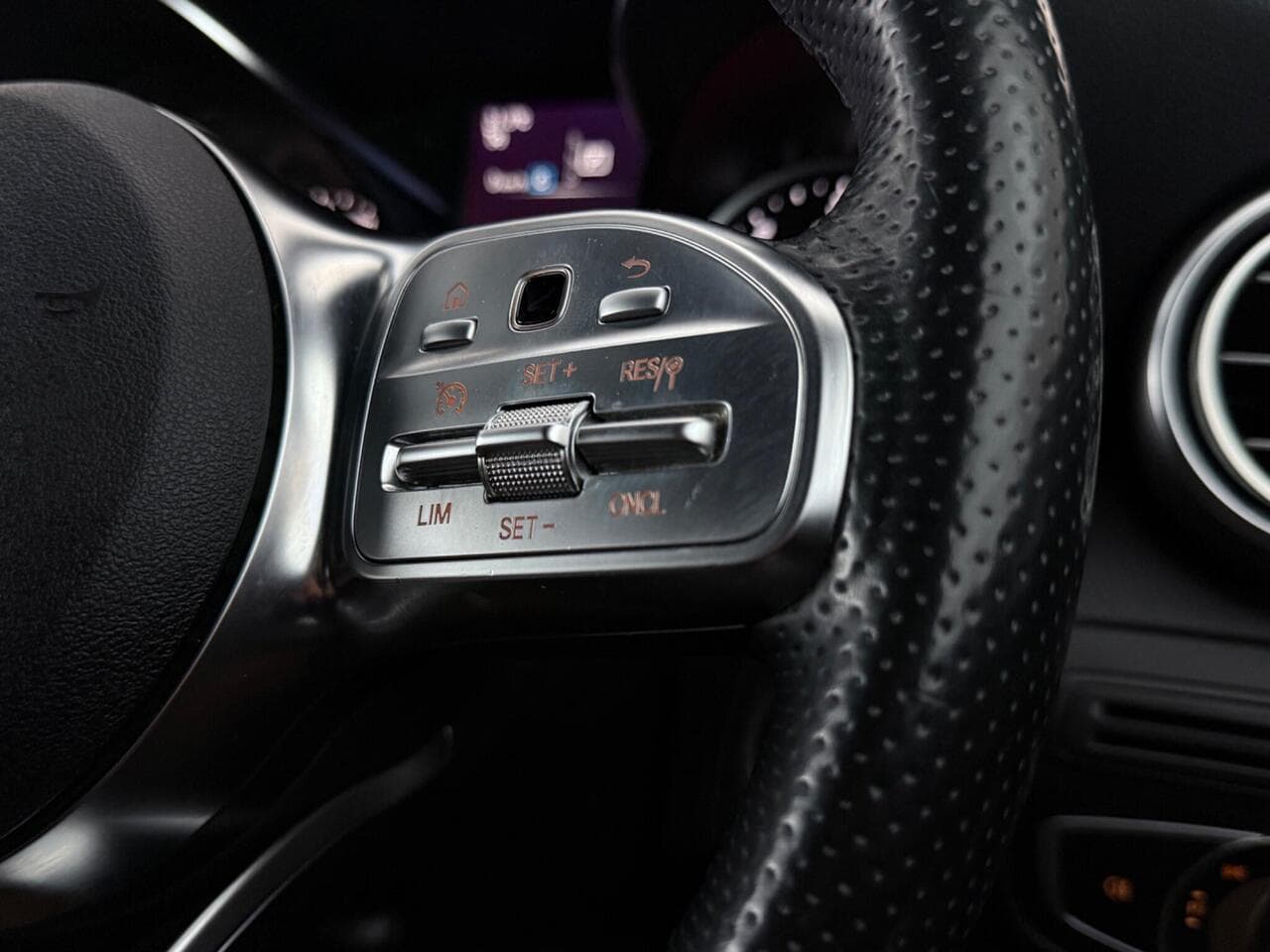 Mercedes-Benz GLC thumbnail Inconclusive