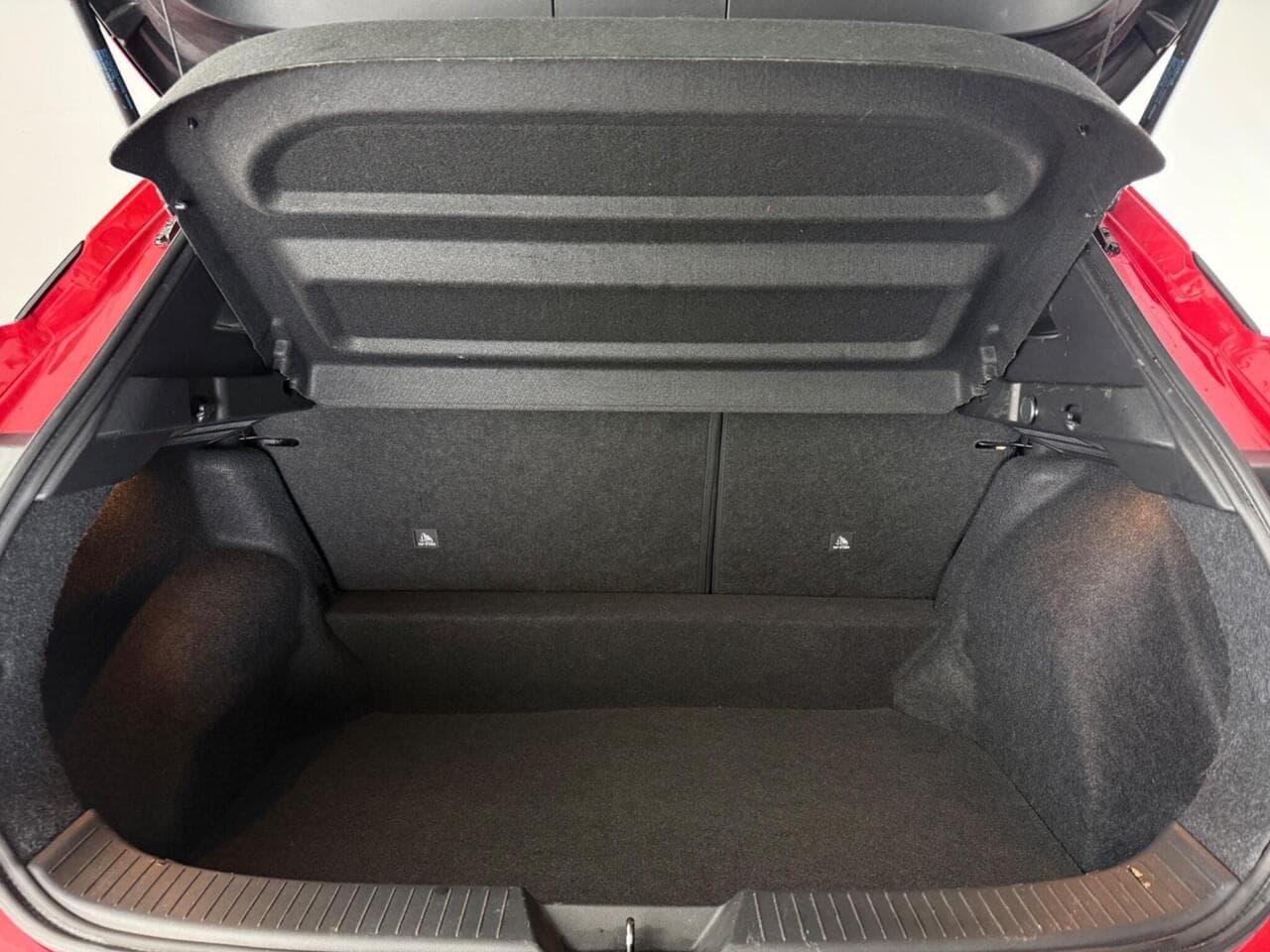 Nissan Qashqai thumbnail Boot
