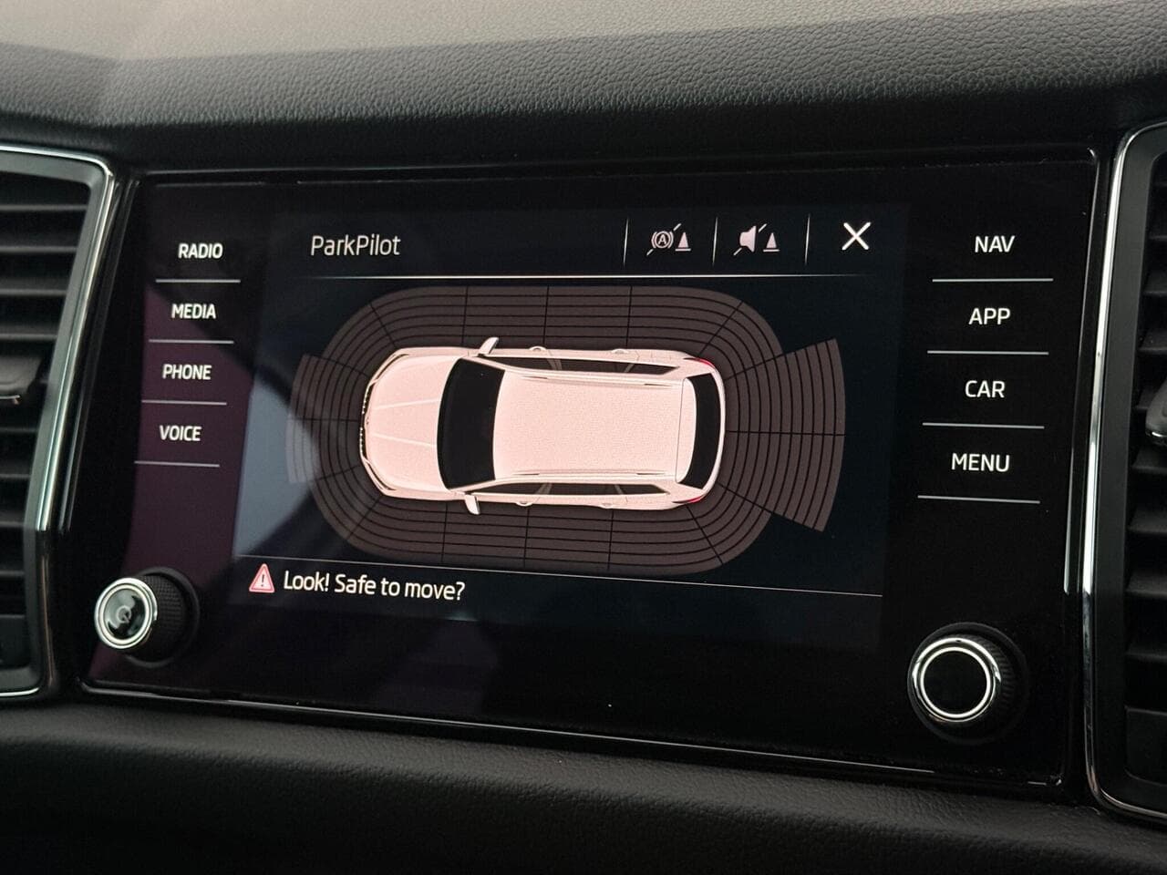 Skoda Kodiaq thumbnail Infotainment System