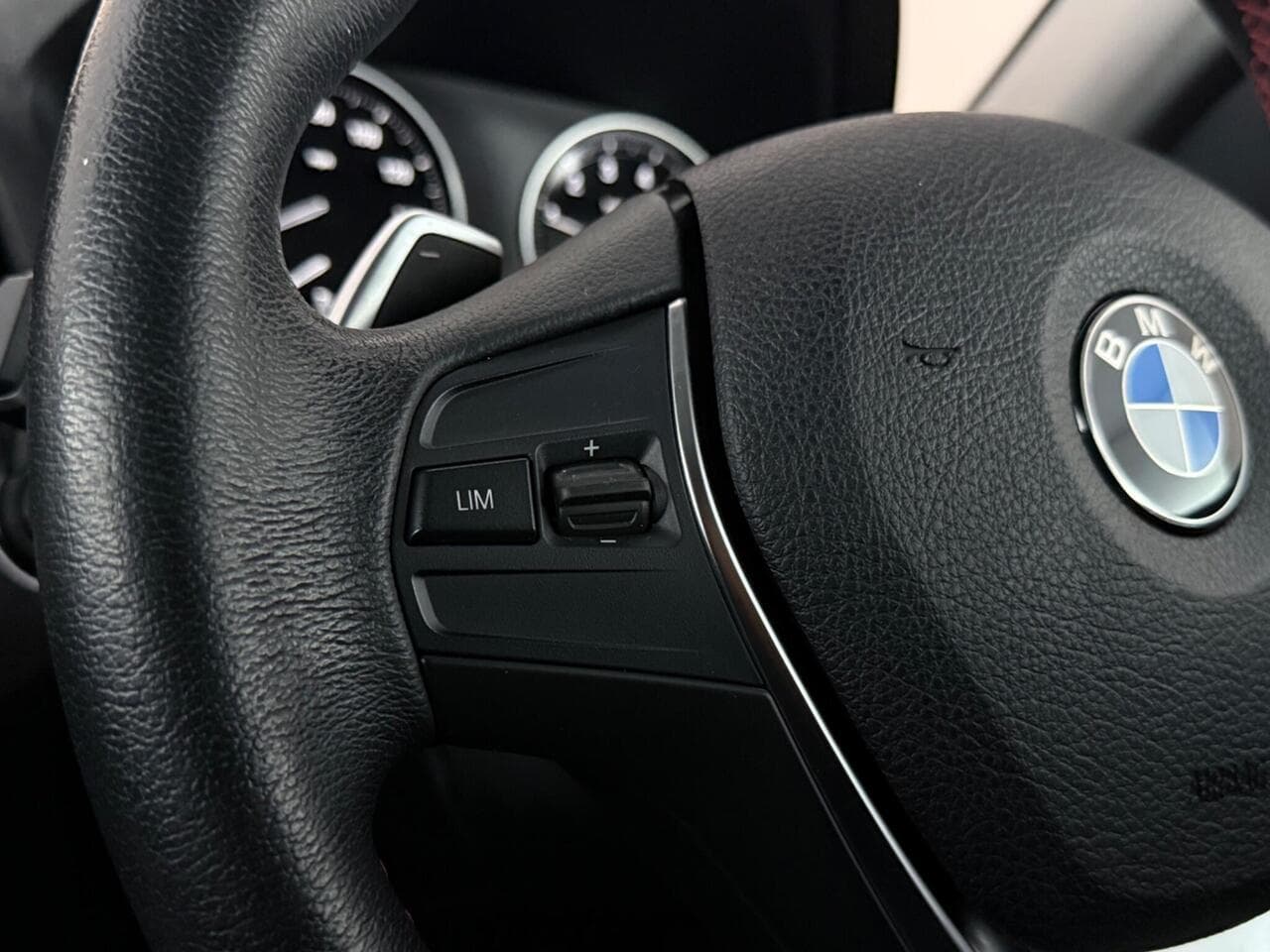 BMW 2 Series thumbnail Misc Controls