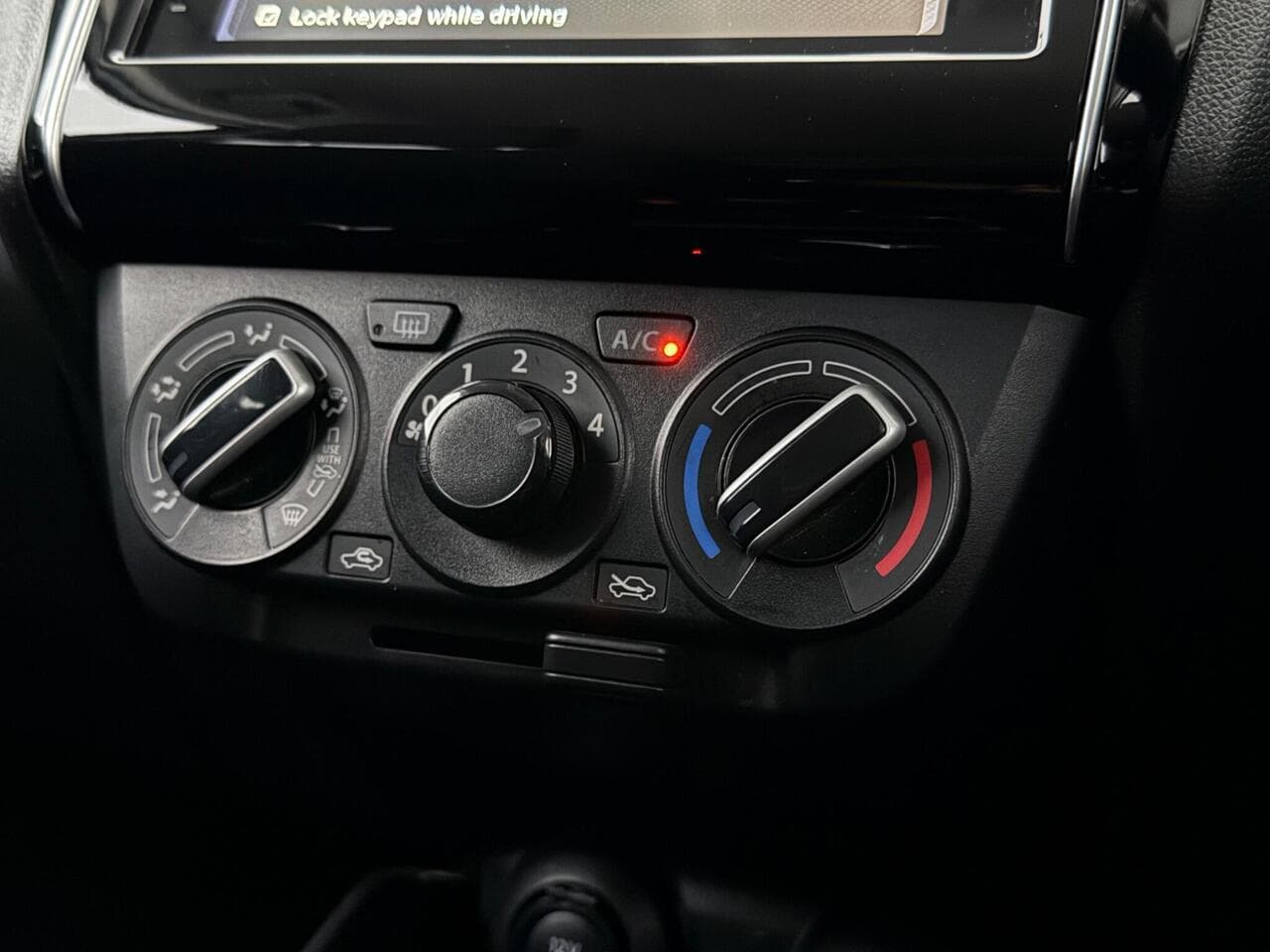 Suzuki Swift thumbnail Misc Controls