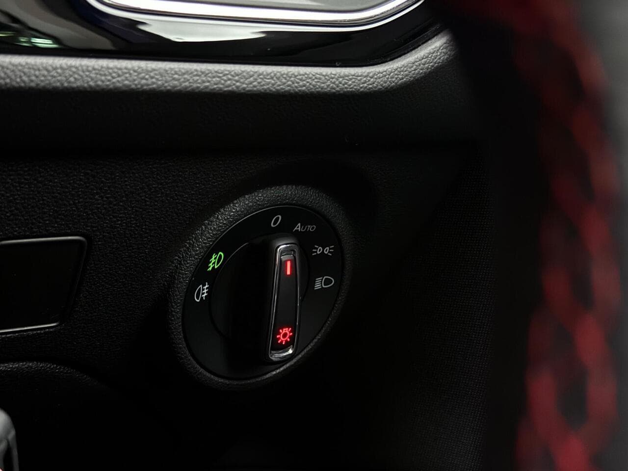 SEAT Leon thumbnail Driver Instruments