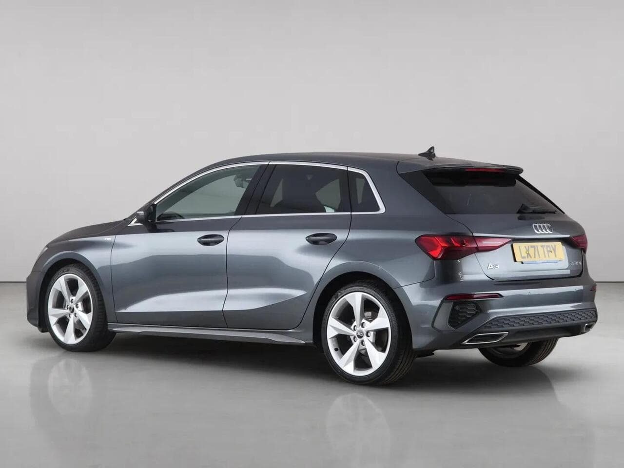 Audi A3 thumbnail Rear Left