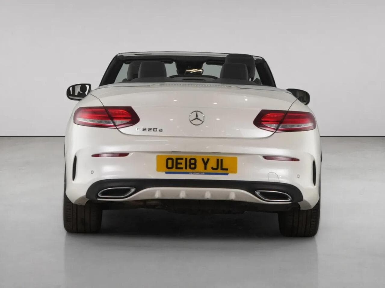 Mercedes-Benz C Class thumbnail Rear
