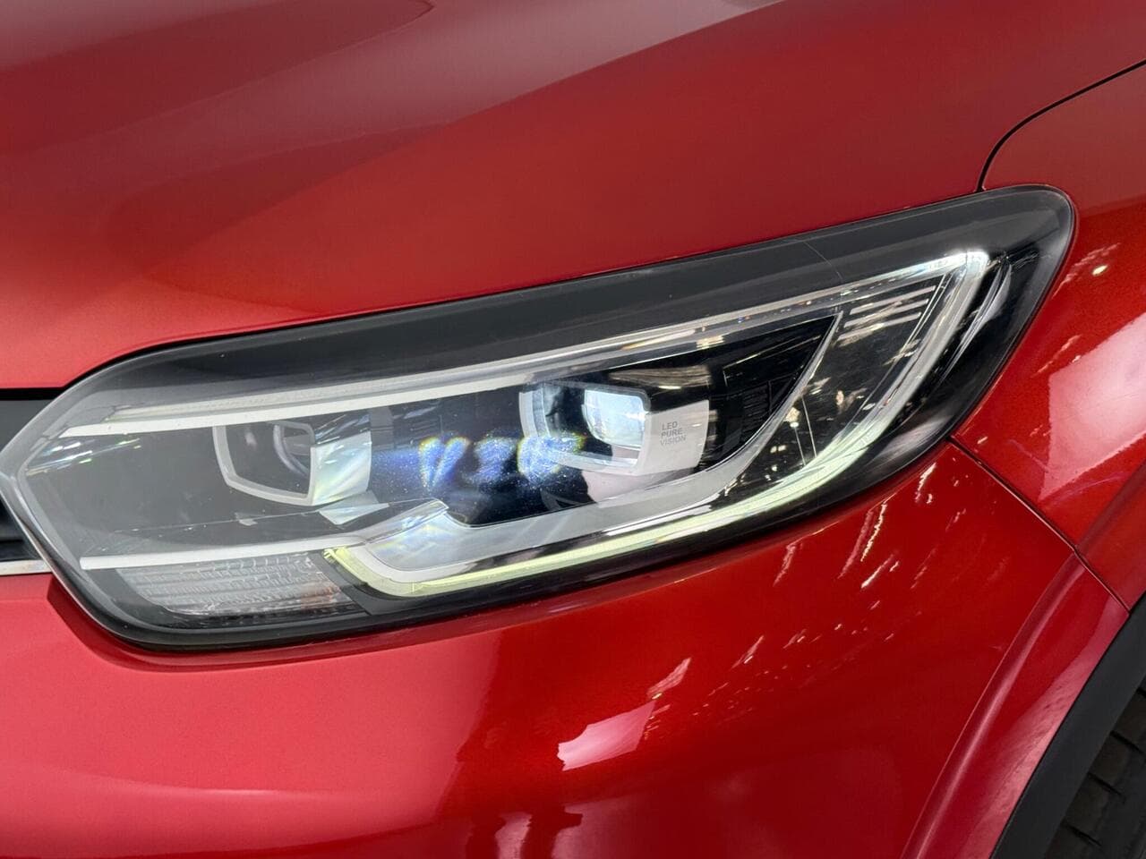 Renault Kadjar thumbnail Lights Front