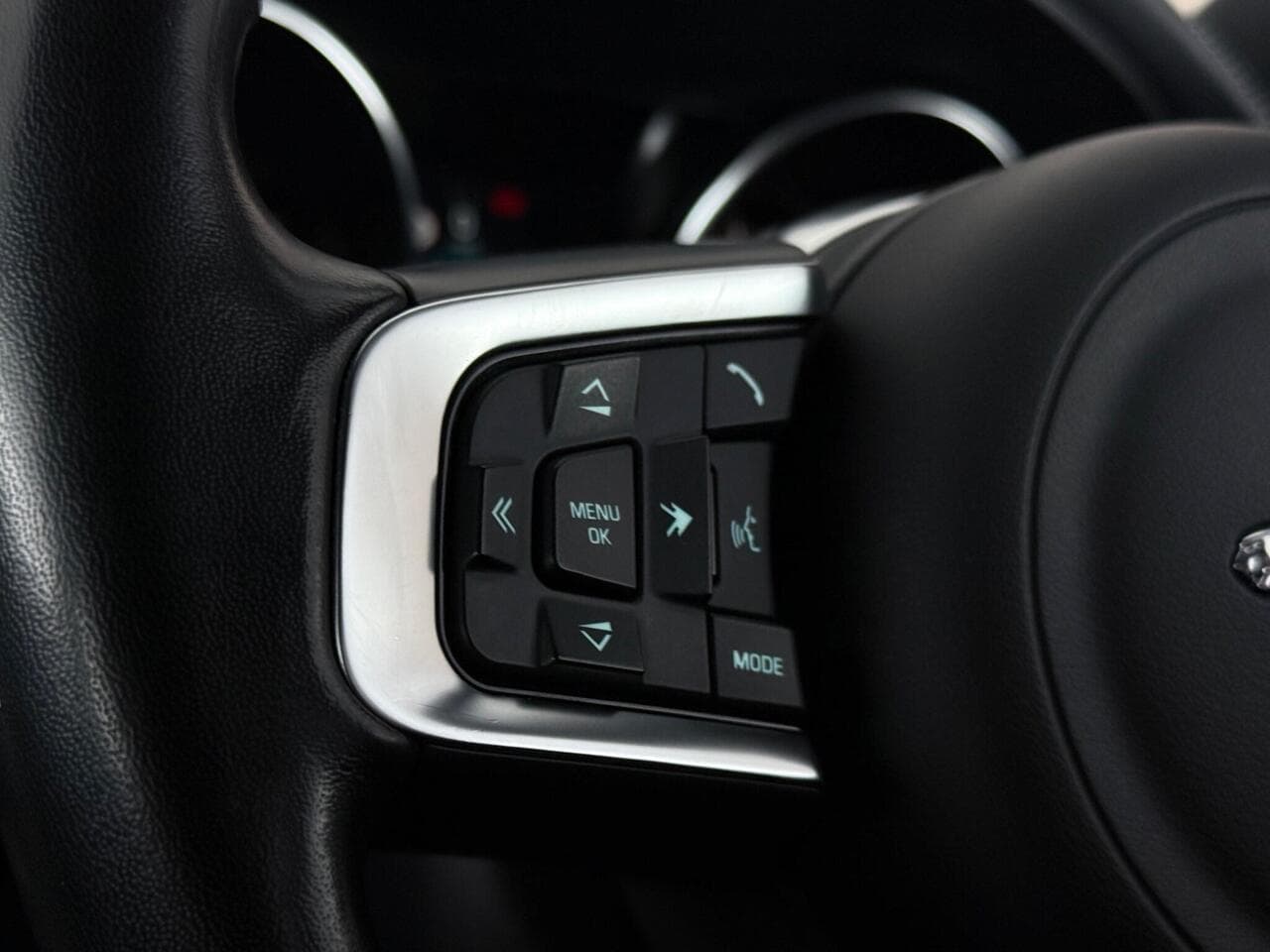 Jaguar XF thumbnail Misc Controls