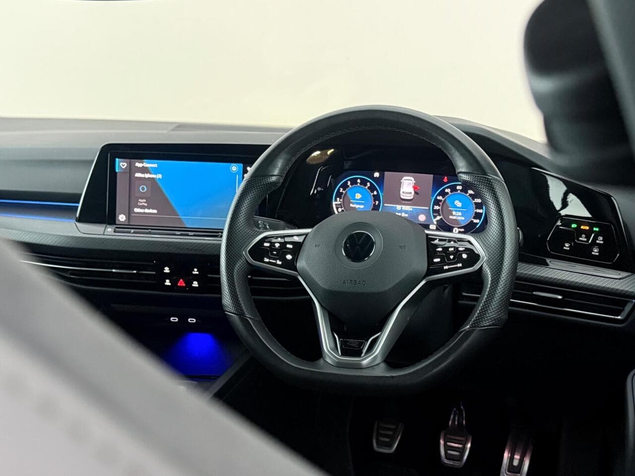 Volkswagen Golf thumbnail Steering Wheel