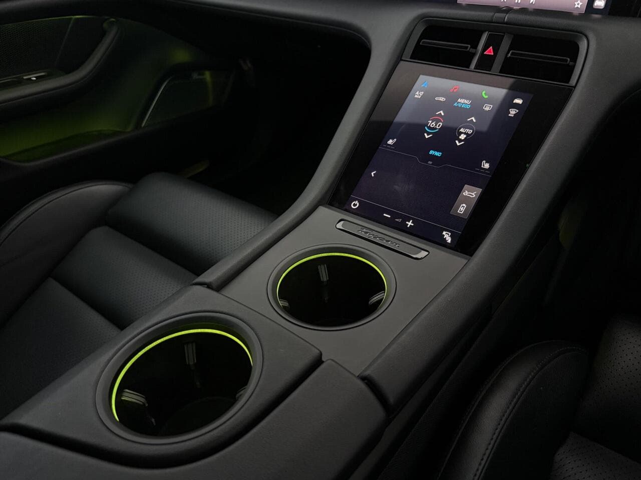 Porsche Taycan thumbnail Inconclusive