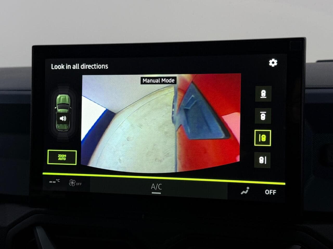 Dacia Duster thumbnail Infotainment System