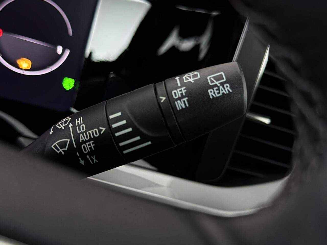 Vauxhall Mokka thumbnail Misc Controls