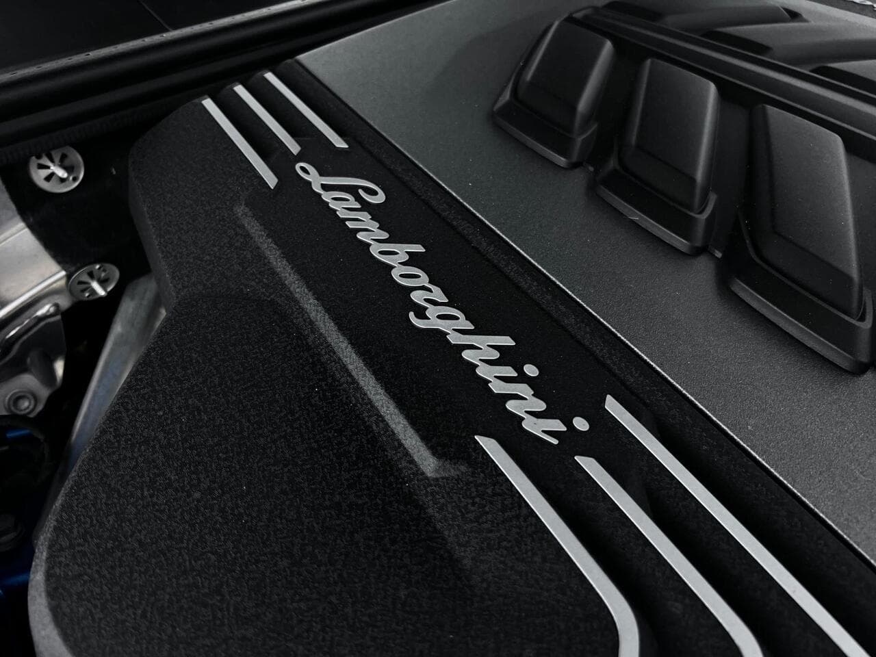 Lamborghini Urus thumbnail Inconclusive