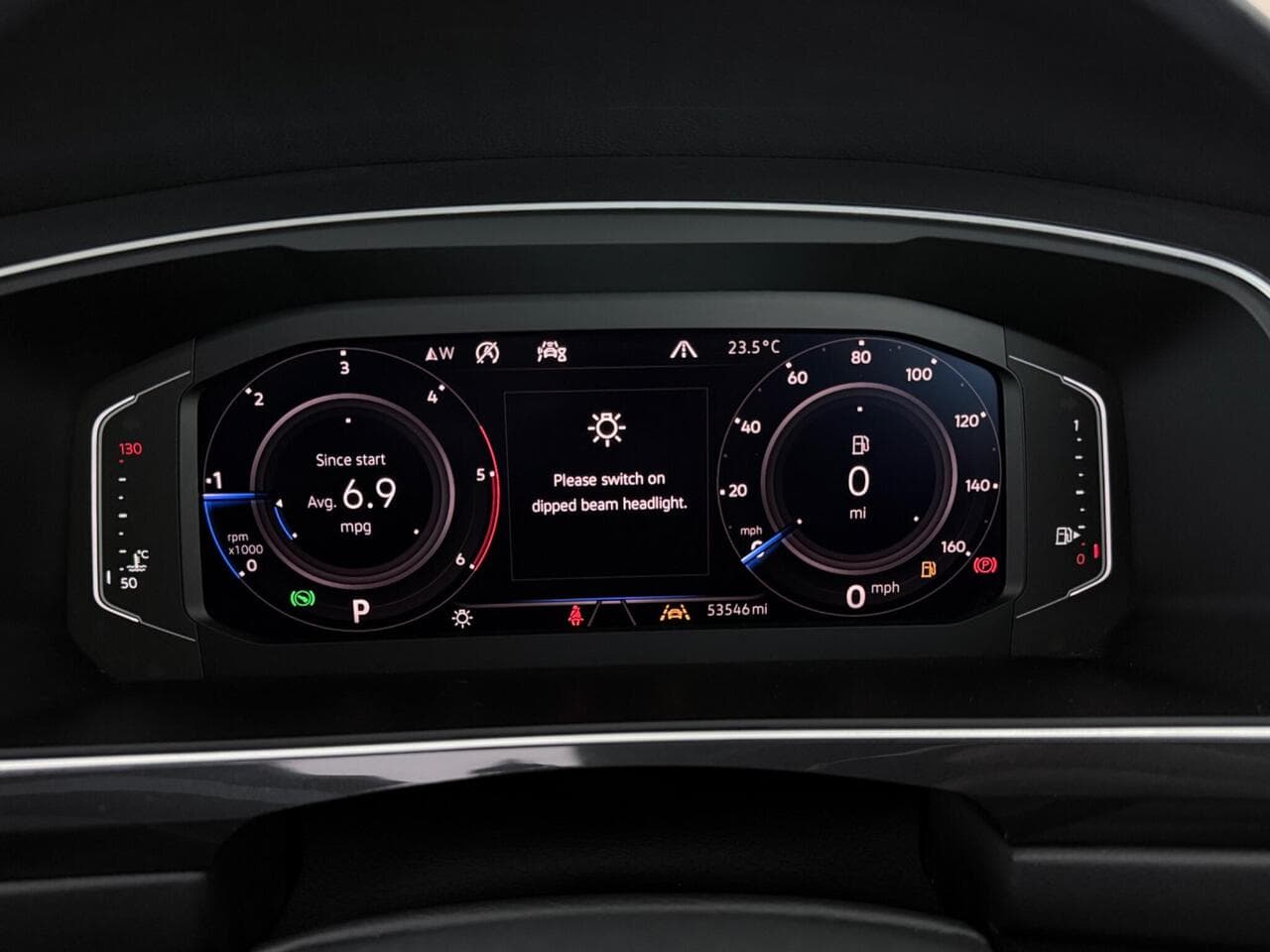 Volkswagen Tiguan thumbnail Driver Instruments