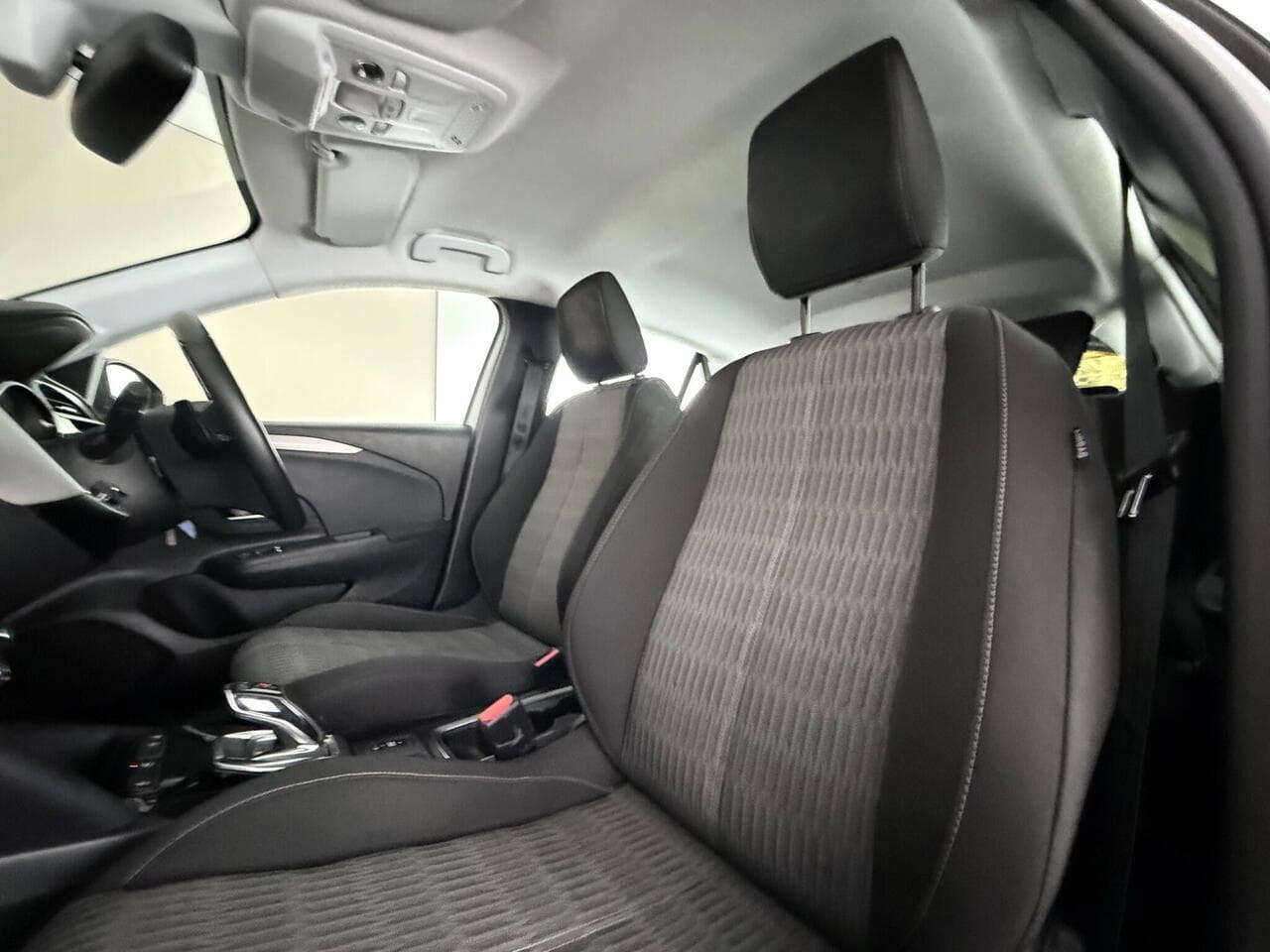 Vauxhall Corsa thumbnail Seat Front Passenger