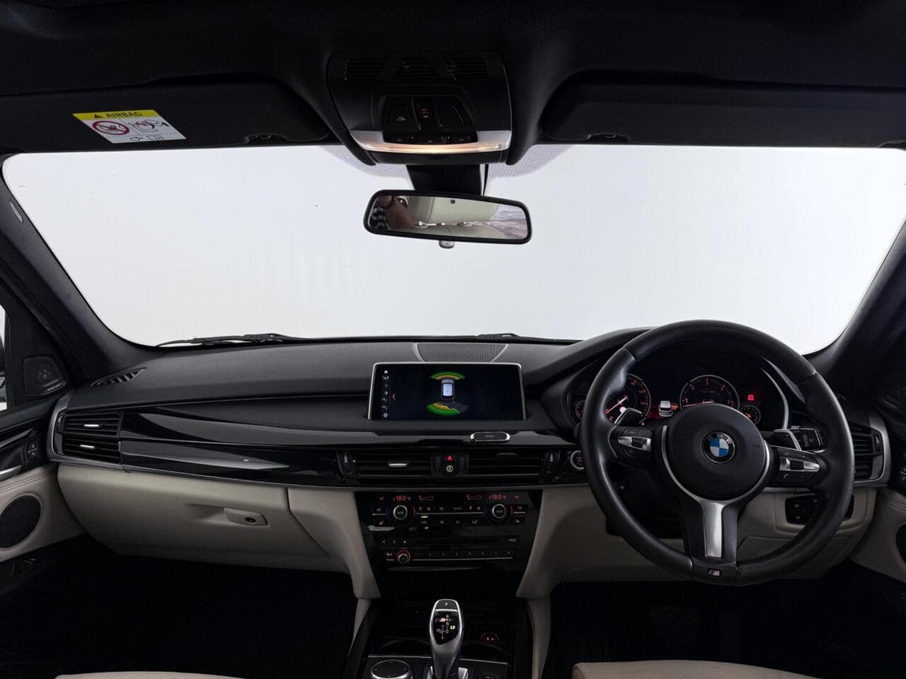 BMW X5 thumbnail Interior Front