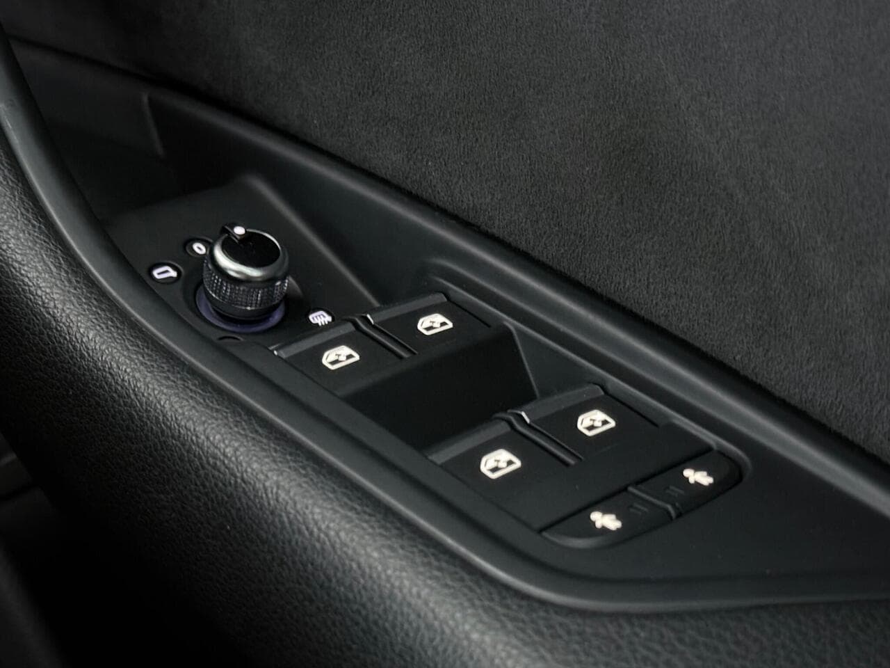 Audi A5 thumbnail Misc Controls