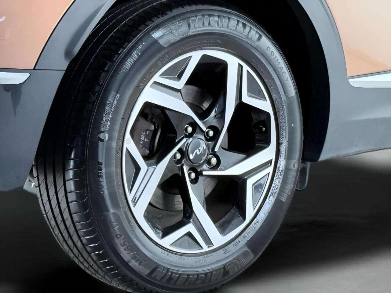 Kia Sportage thumbnail Wheel