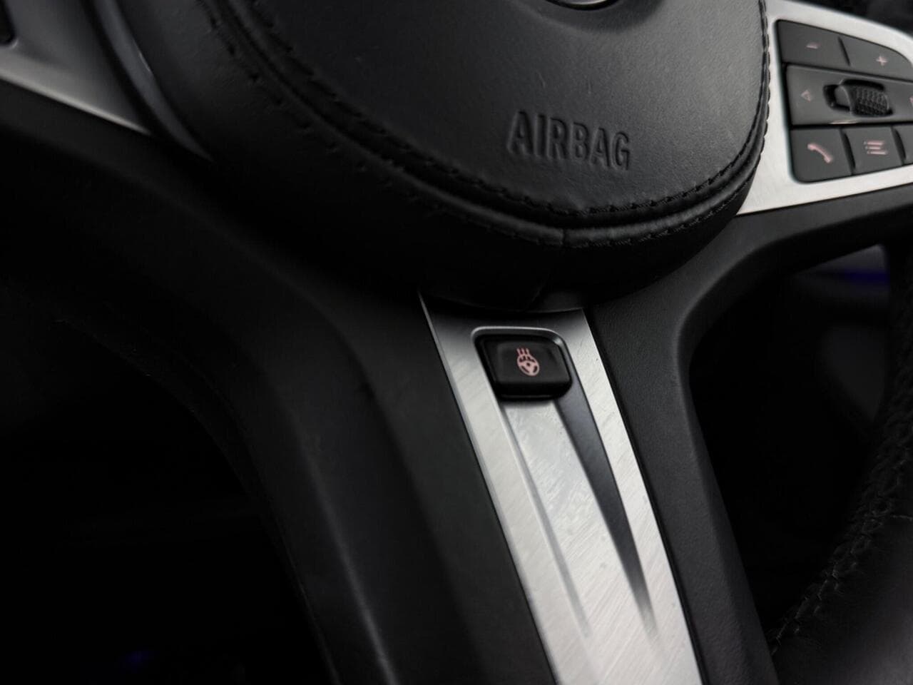 BMW X3 thumbnail Steering Wheel