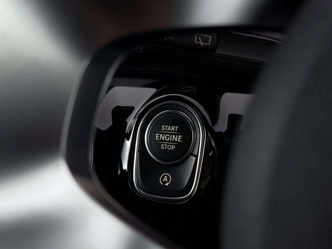 Mercedes-Benz A Class thumbnail Misc Controls