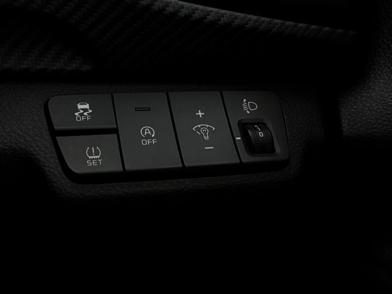 Kia Stonic thumbnail Misc Controls