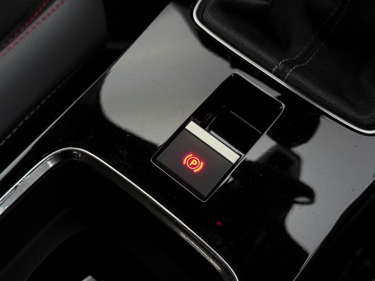 Vauxhall Mokka thumbnail Interior Front